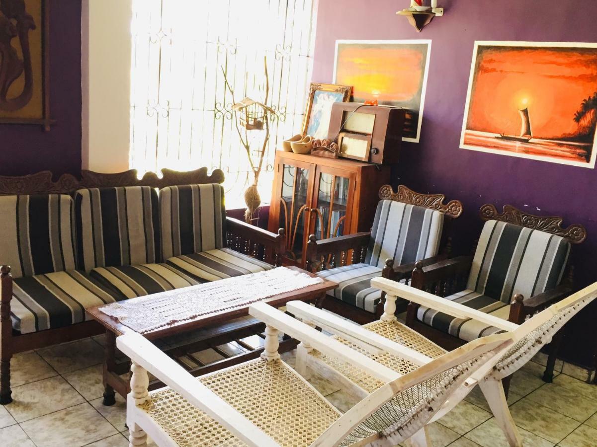 White House Apartment Negombo Bagian luar foto