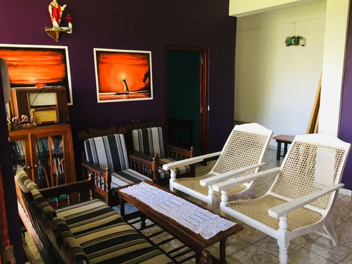 White House Apartment Negombo Bagian luar foto