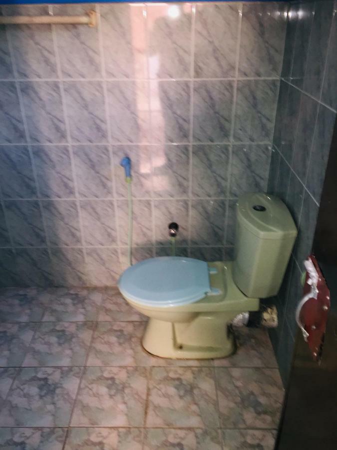 White House Apartment Negombo Bagian luar foto