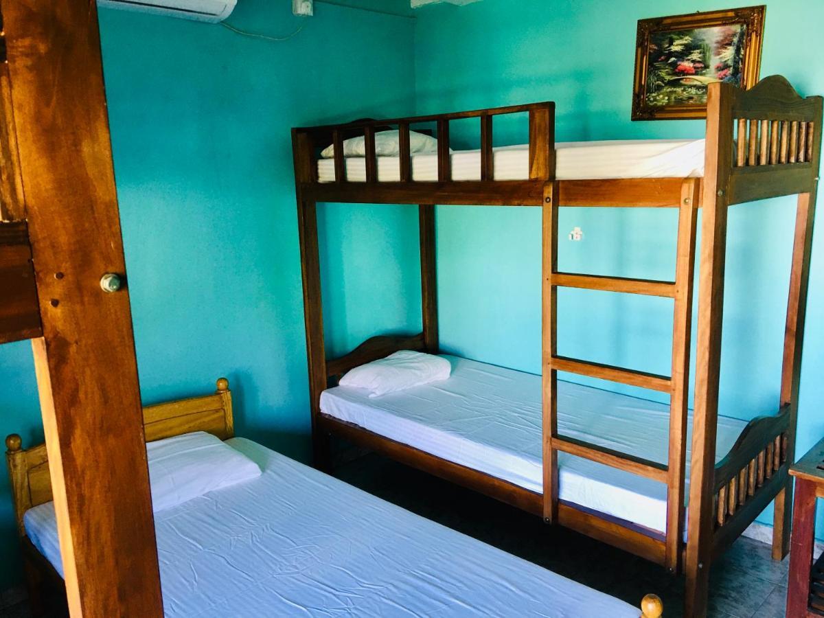 White House Apartment Negombo Bagian luar foto