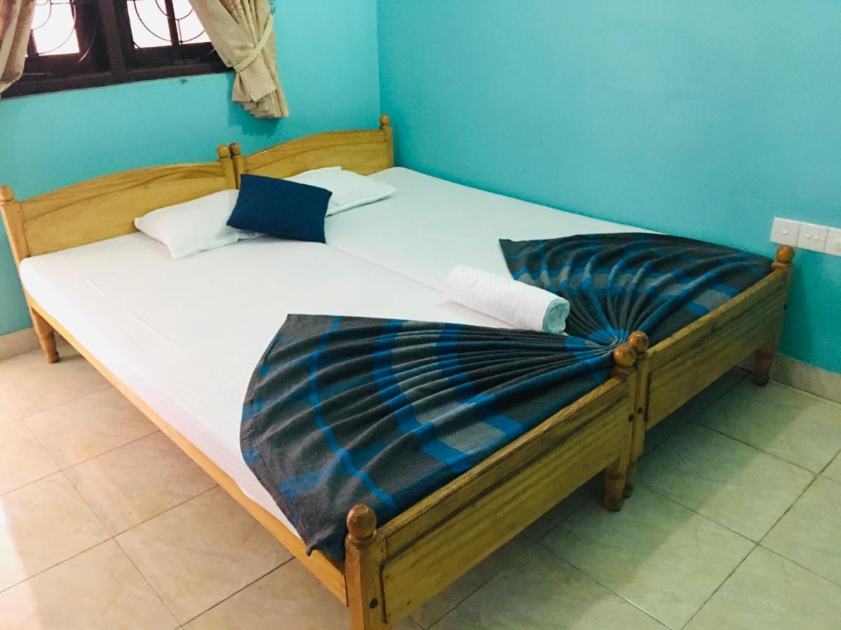 White House Apartment Negombo Bagian luar foto
